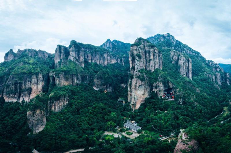 灵峰